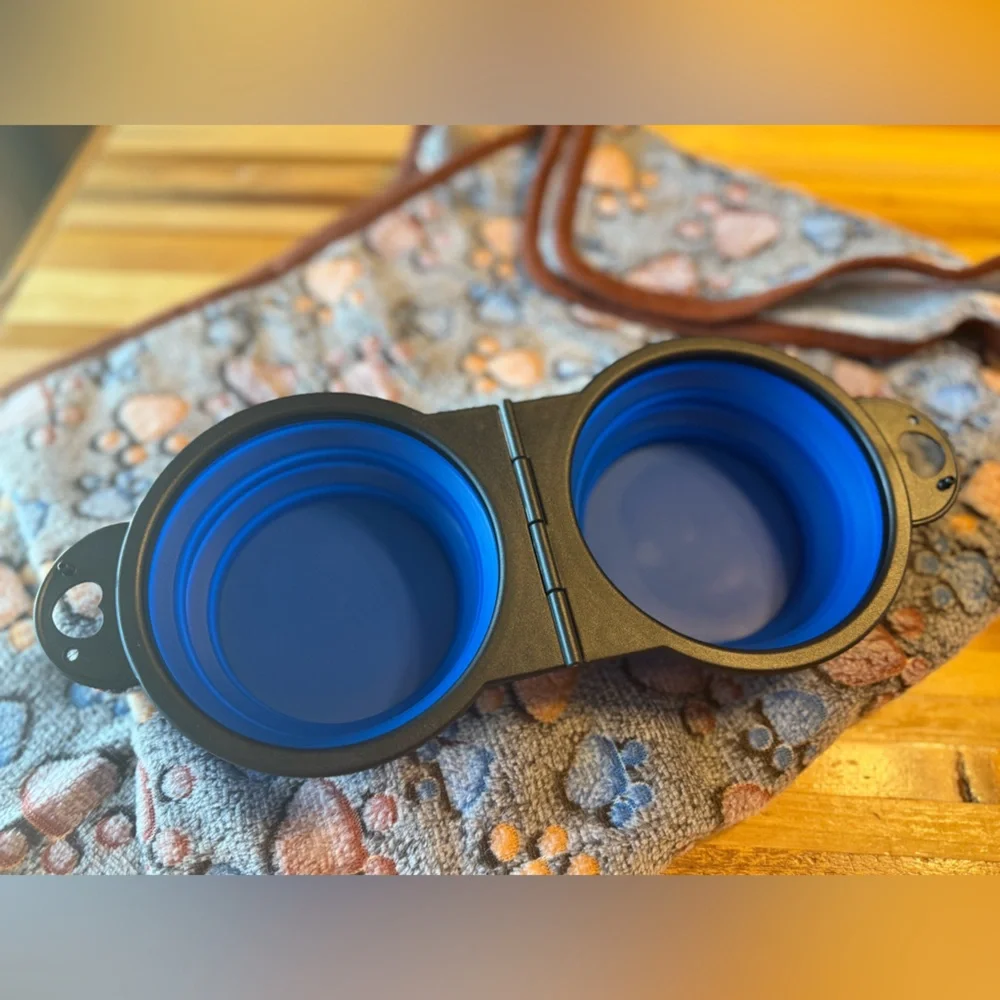 Collapsible Blue collapsible Pet Travel Bowl with Paw Print Blanket